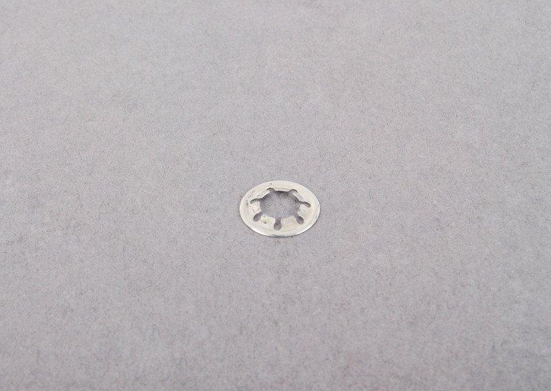 Шайба фиксирующая