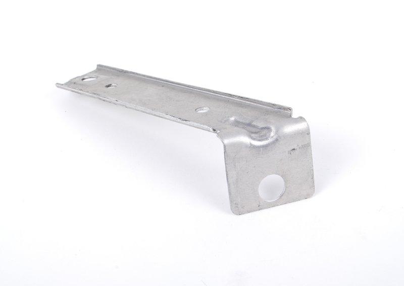 Кронштейн кожуха колесной ниши Пд П