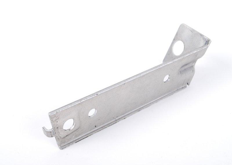 Кронштейн кожуха колесной ниши Пд П