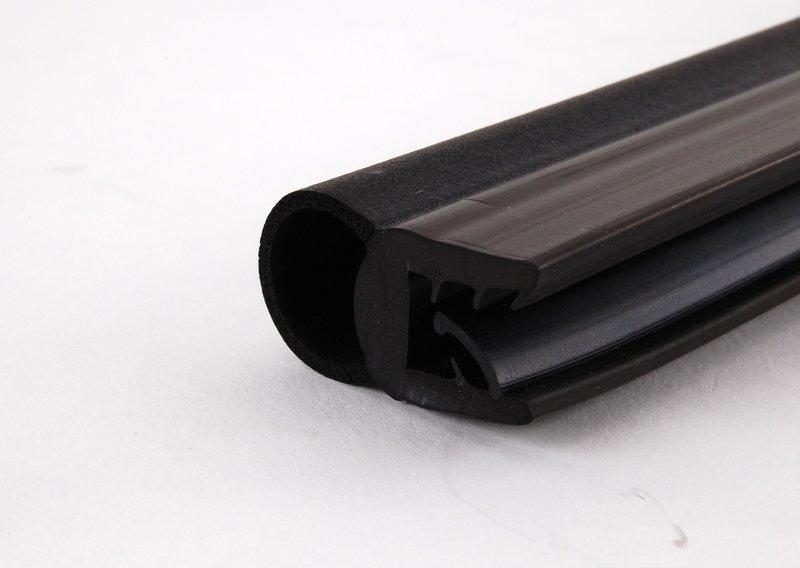 Уплотнитель обтекателя