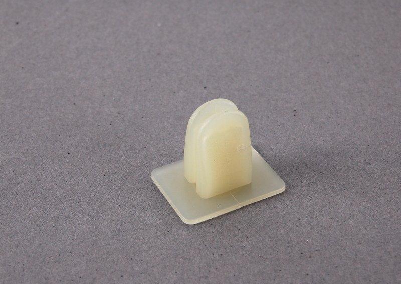 Вставная гайка