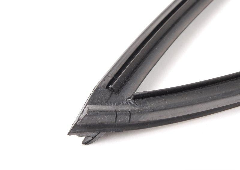 Уплотнитель бокового стекла П Зд