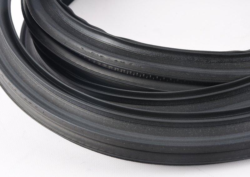 Уплотнитель двери Л Зд