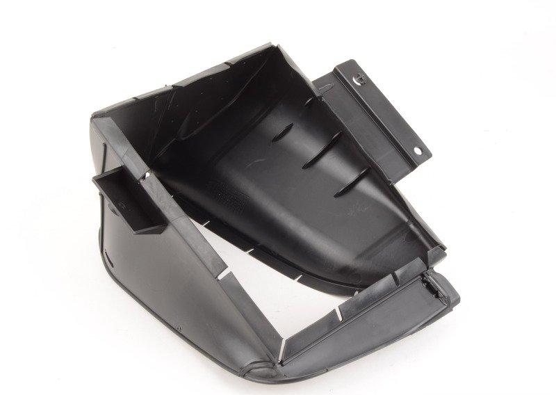 Воздуховод радиатора правый передний