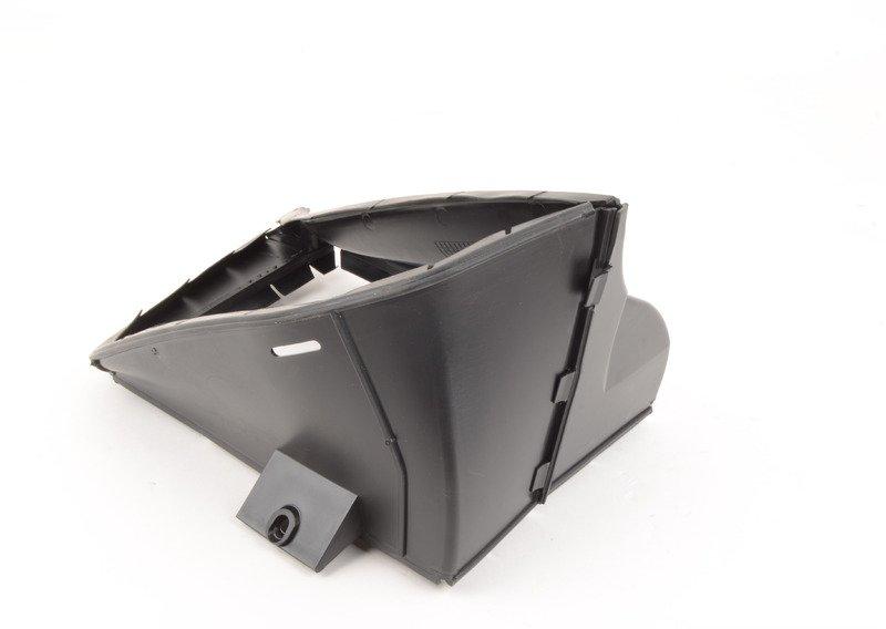 Воздуховод радиатора правый передний