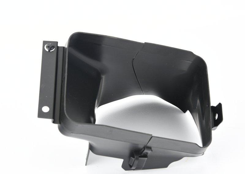 Воздуховод вынес.радиатор левый