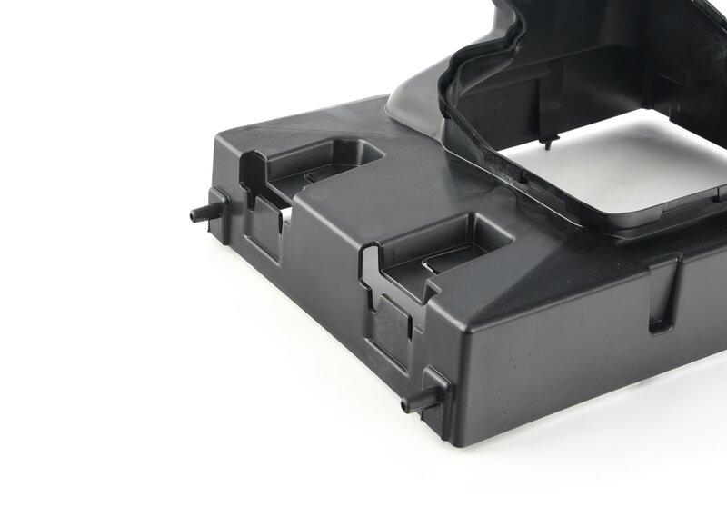 F95/F96 задняя рамка доп. радиатора правая