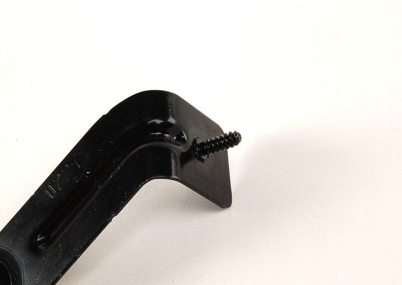 Кронштейн облицовки днища Л