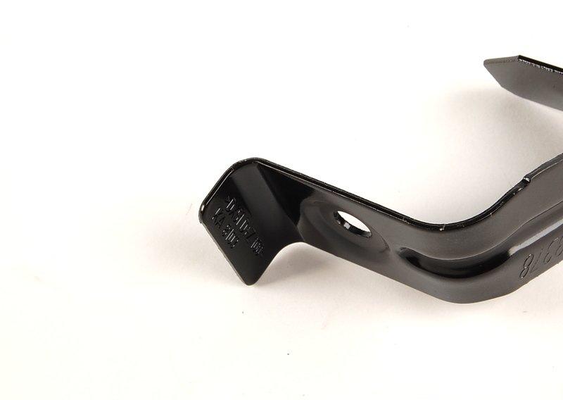 Кронштейн облицовки днища П