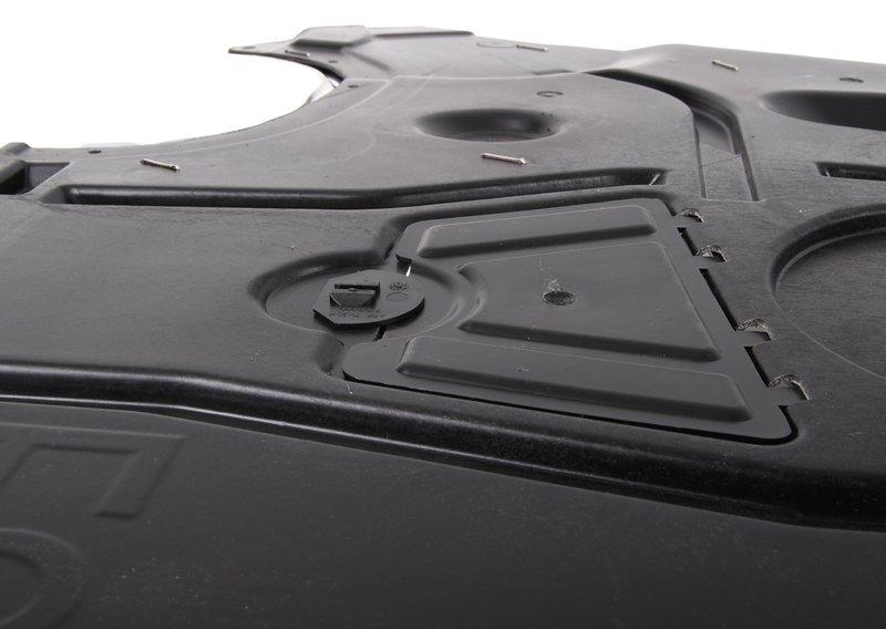 E90/E90N/E91/E92 Экран моторного отсека