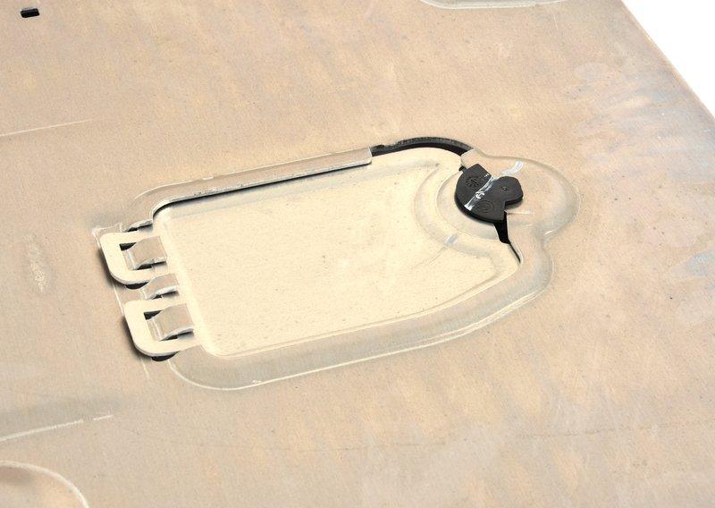 F20/F30 Экран моторного отсека. защита картера