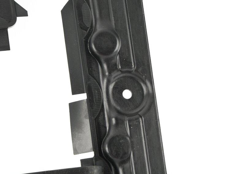 Экран моторного отсека Пд