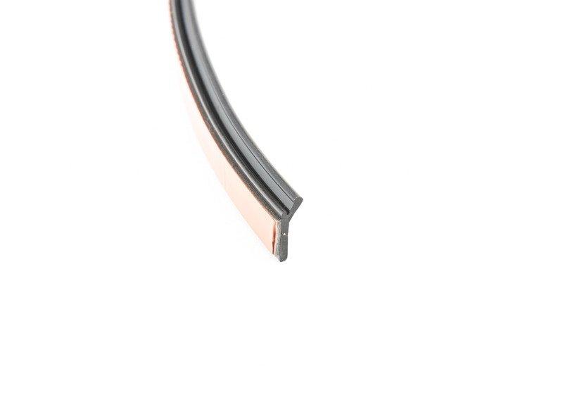 Уплотнитель каркаса крыши П