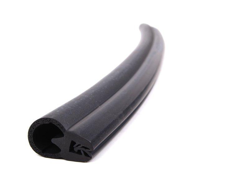 Уплотнитель капота Бок