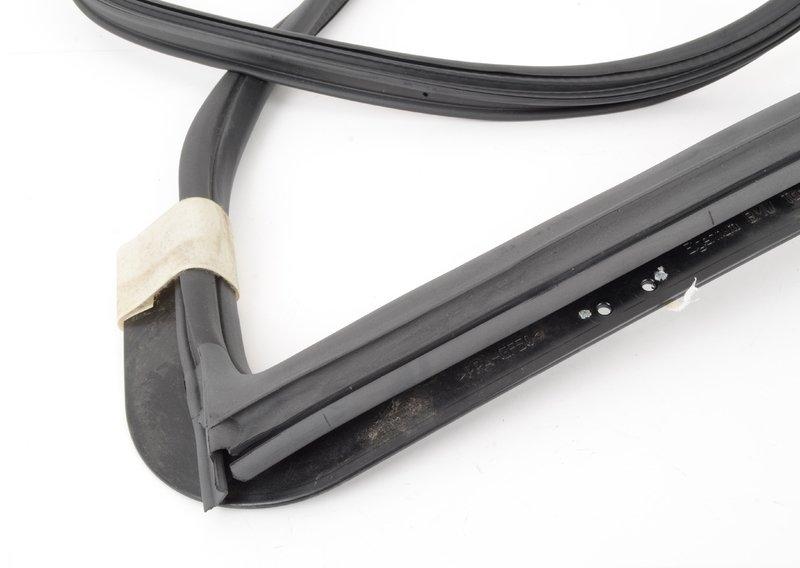 Уплотнитель двери П