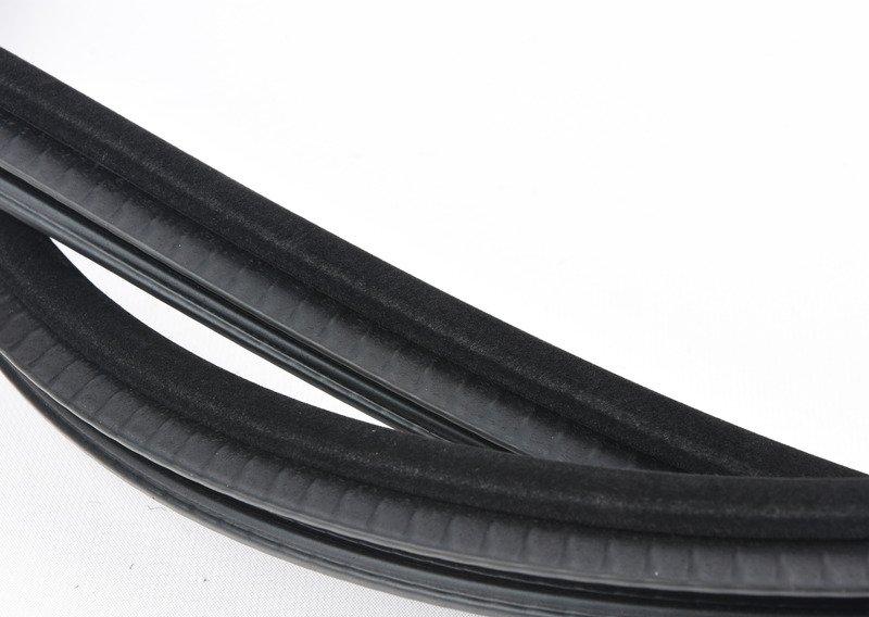 Уплотнитель двери Л