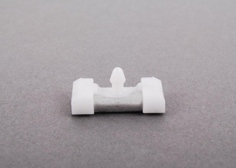 Планка с зажимами каркаса крыши