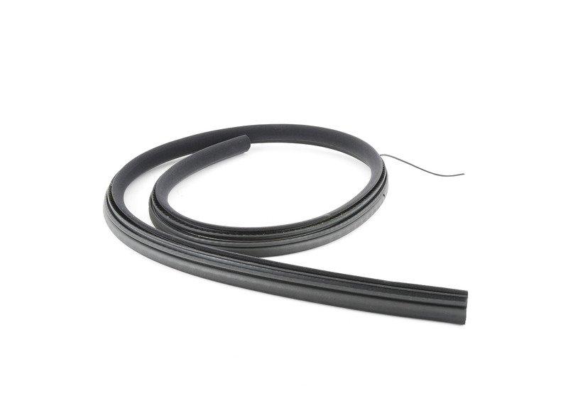 Уплотнитель двери