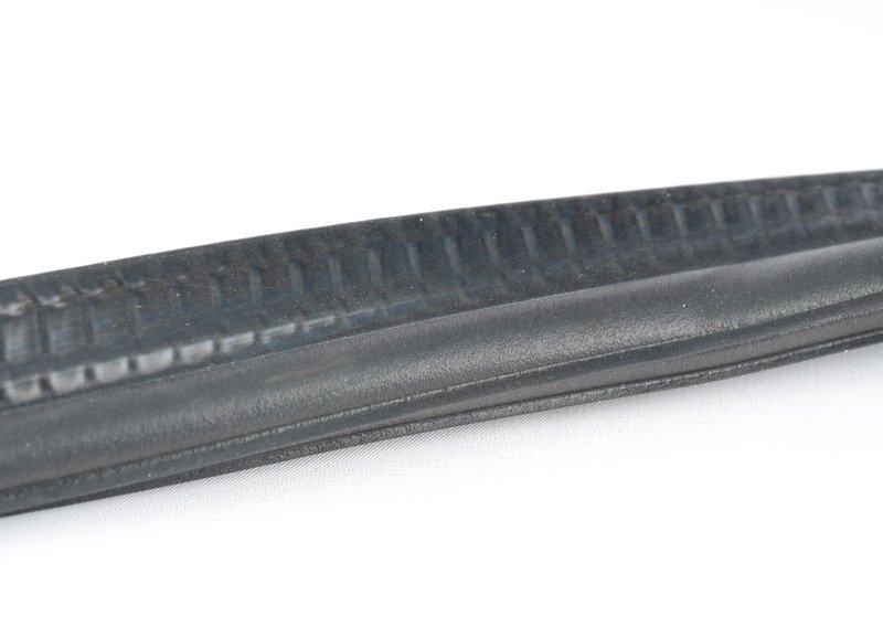 Уплотнитель багажной двери