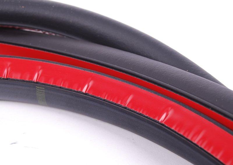 F10 уплотнитель передней двери