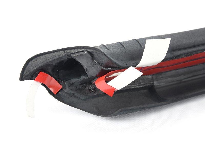 Уплотнитель двери Л