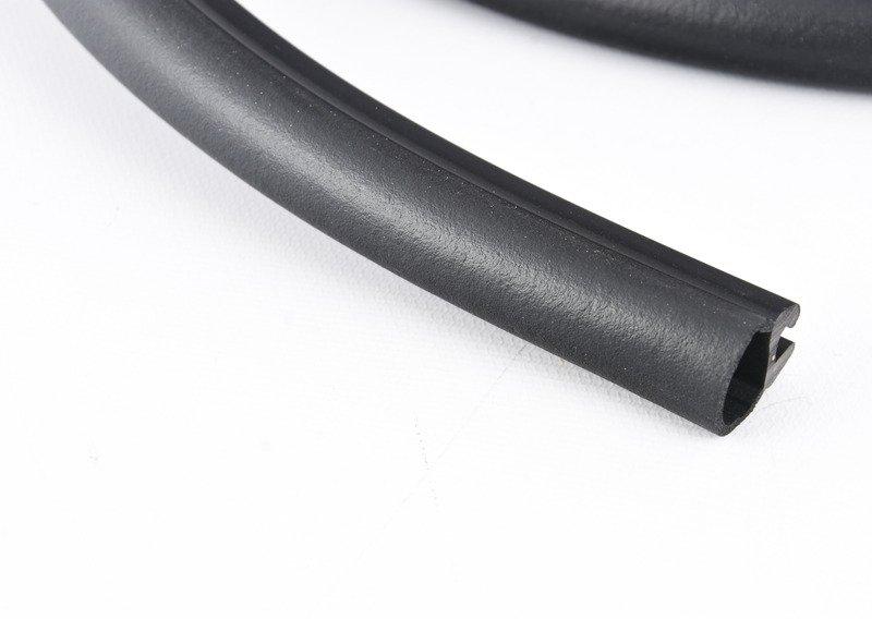 Уплотнитель капота Пд G30 / G31 / G38 / F90 M5