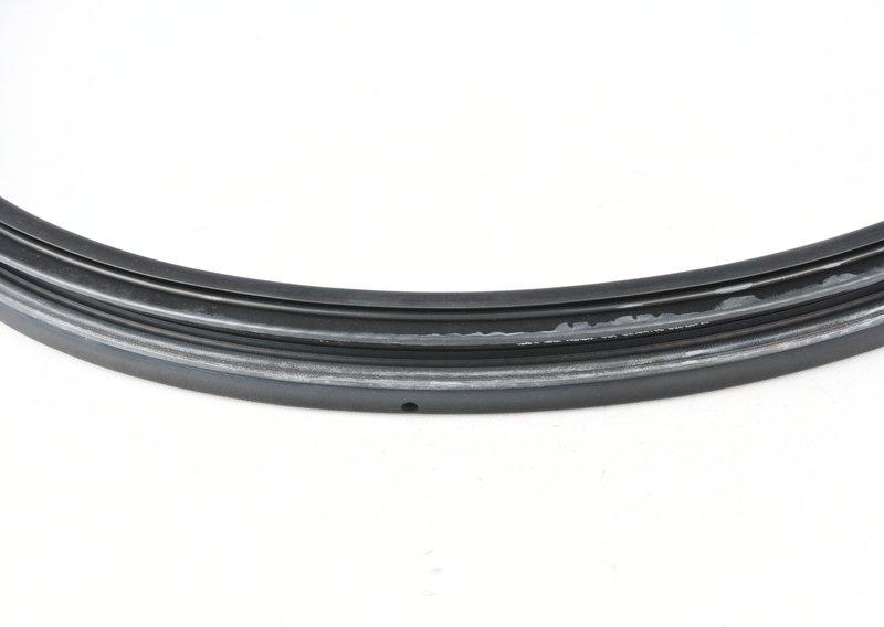 Уплотнитель двери П