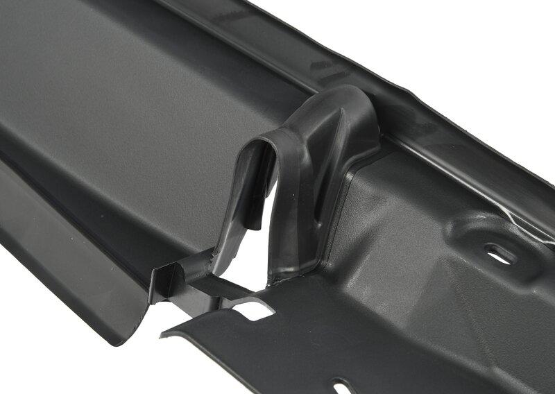 G05 уплотнитель левого крыла под капотом