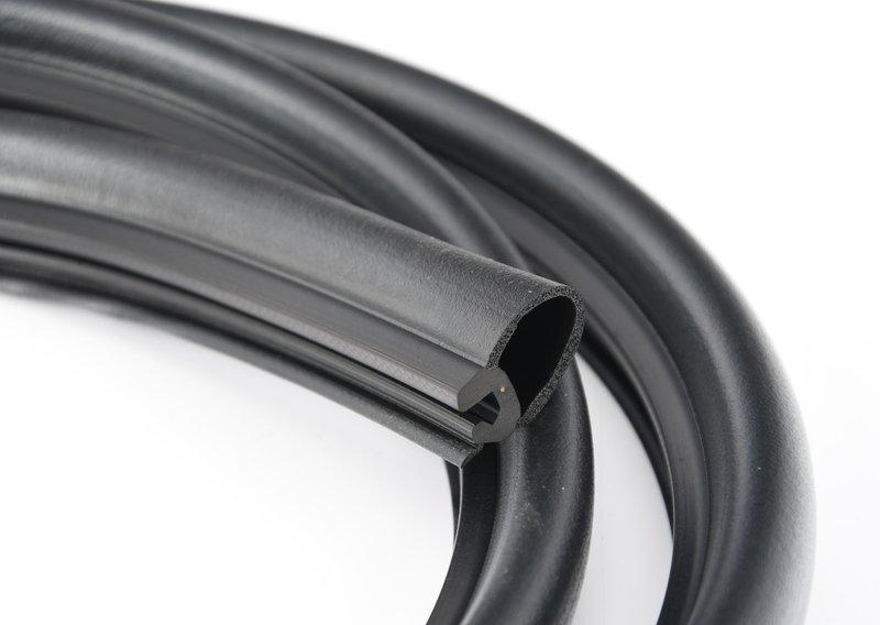 G20/G26 уплотнитель капота