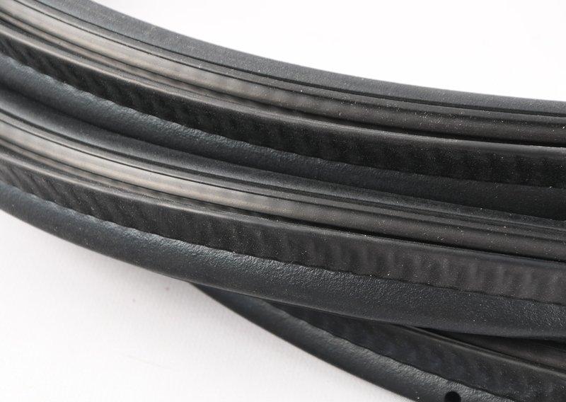 Уплотнитель багажной двери F90 M5 / G30 / G38