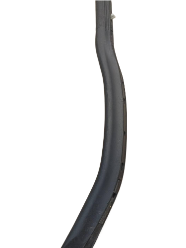 Уплотнитель задней стойки Л G07