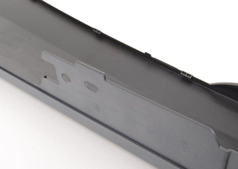 Планка швеллера грунтованная Л