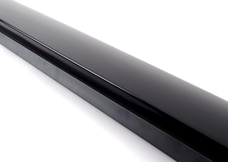 E84 накладка порога правая спорт