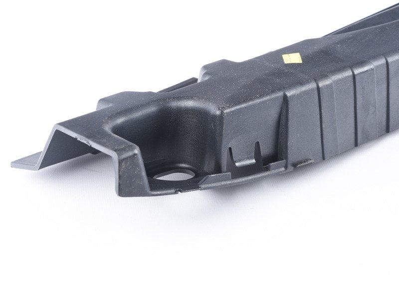 F15 опора порога левая M