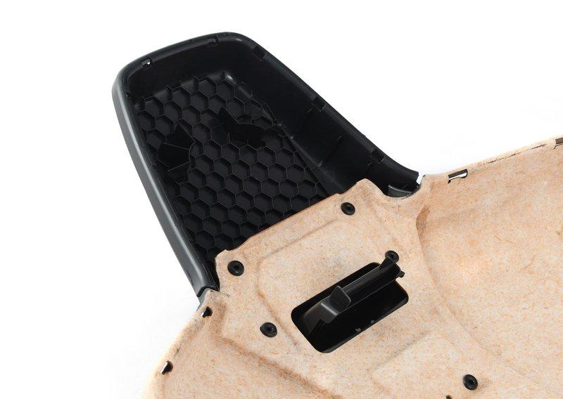 Задняя панель