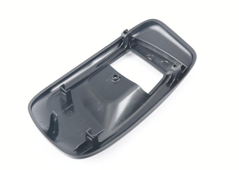 Щиток механизма разблокировки Л