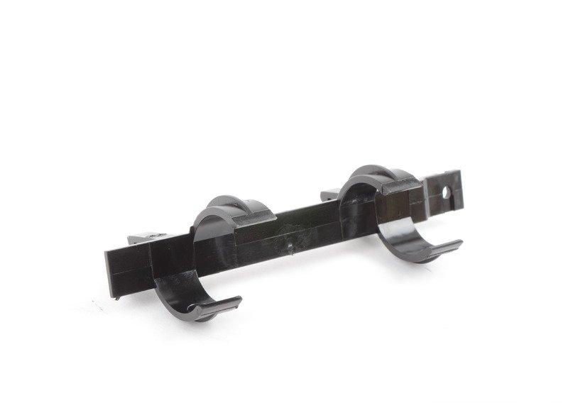 Зажим натяжителя ремня безопасности