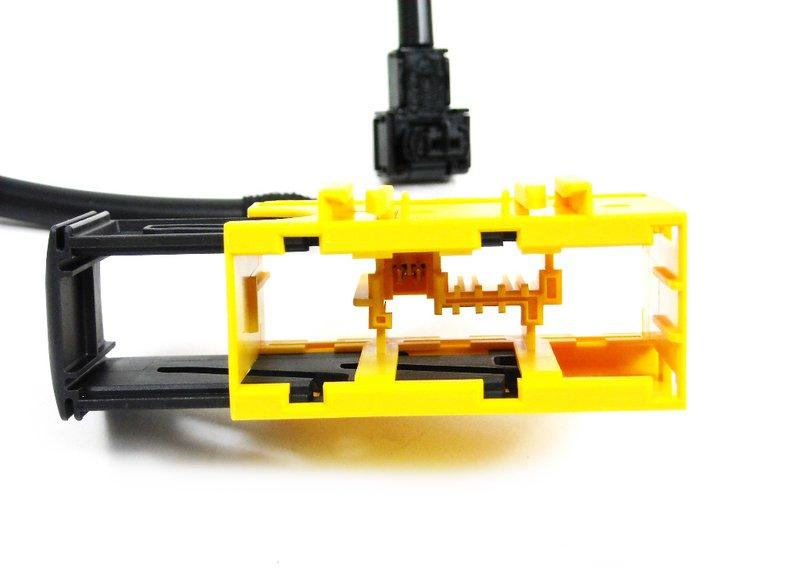 Кабель натяж.ремня без./разъем сиденья