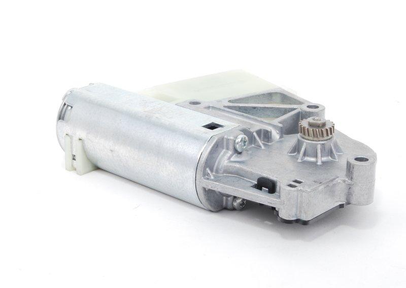 Привод сдвижной крышки люка