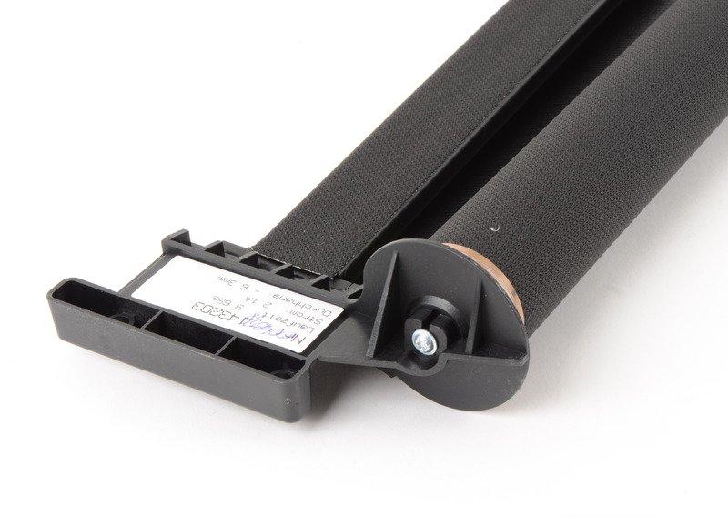 F07 шторка люка