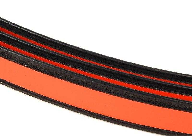 Упл.прокладка по периметру крышки люка