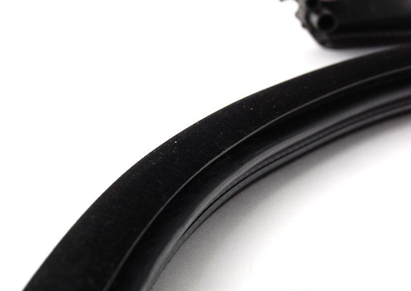 Уплотнитель каркаса цельносъем.крыши