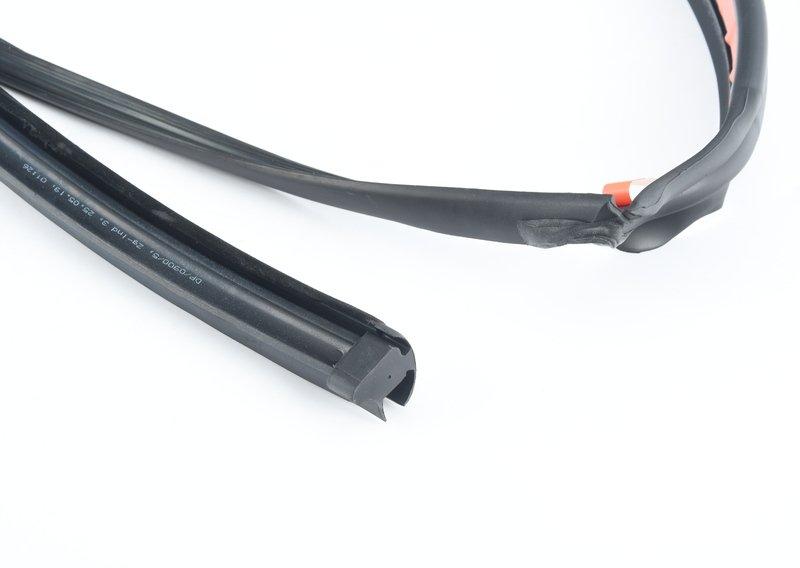 Уплотнитель каркаса цельносъем.крыши