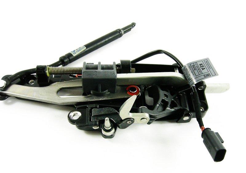 Запорный механизм складного верха Л