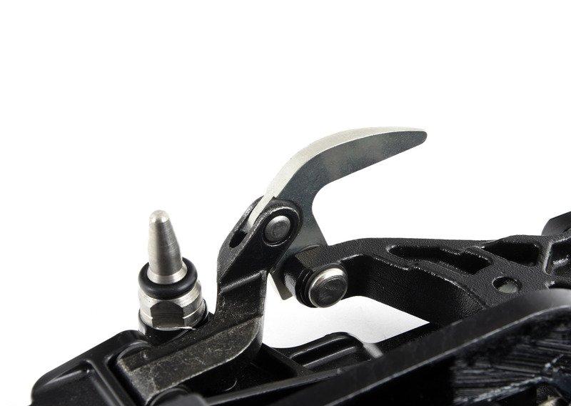 Запорный механизм П