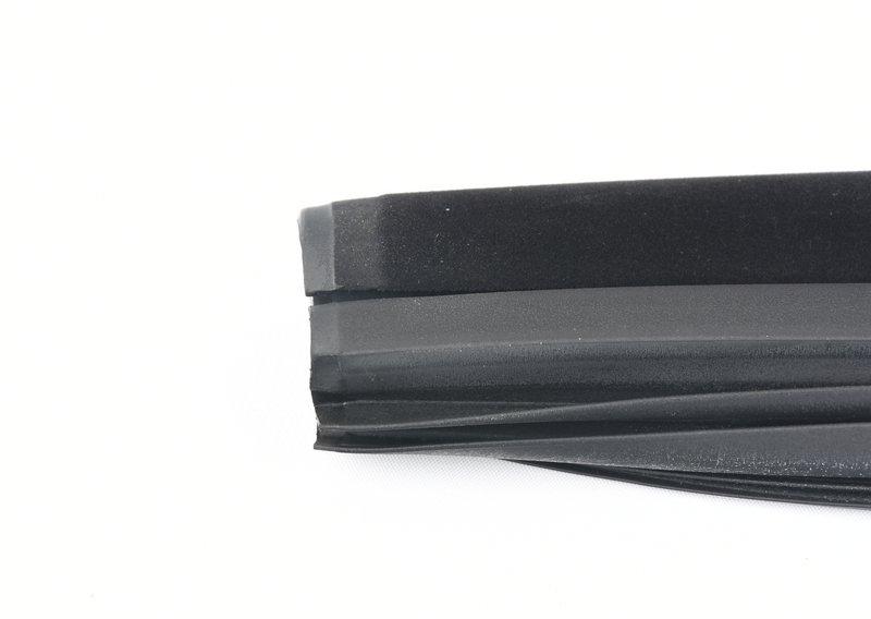 Уплотнитель каркаса крыши П