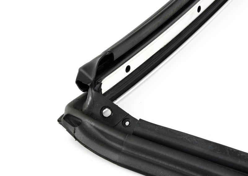 Уплотнение панели крыши Пд