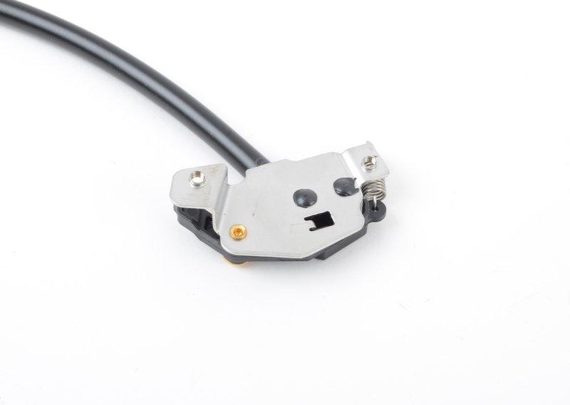 Микровыключатель замка слева