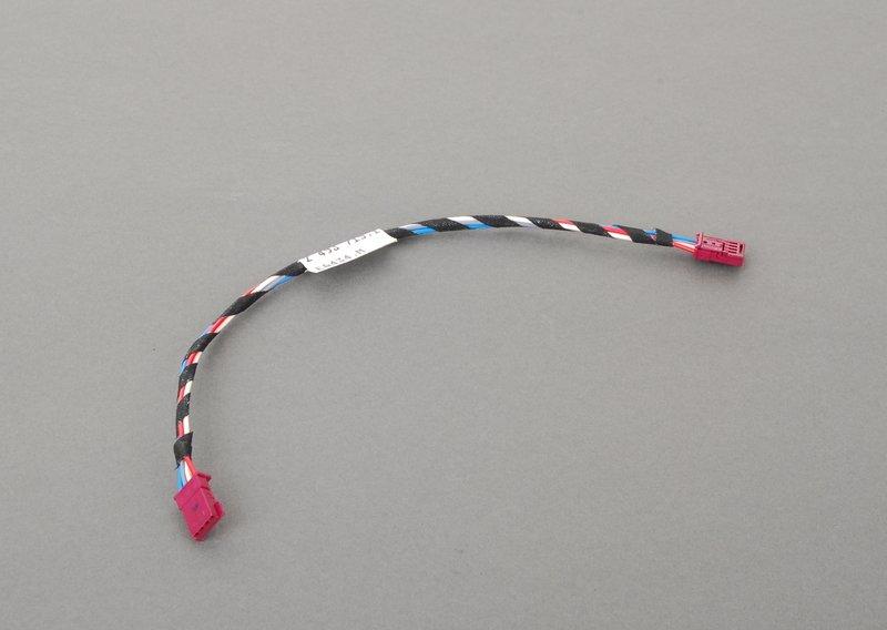 Соединительный провод