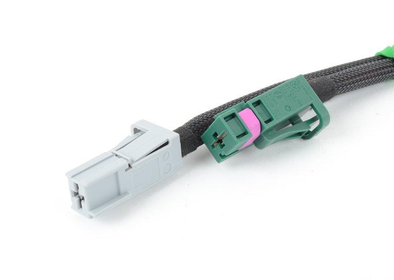 Плюсовой провод аккумуляторной батареи